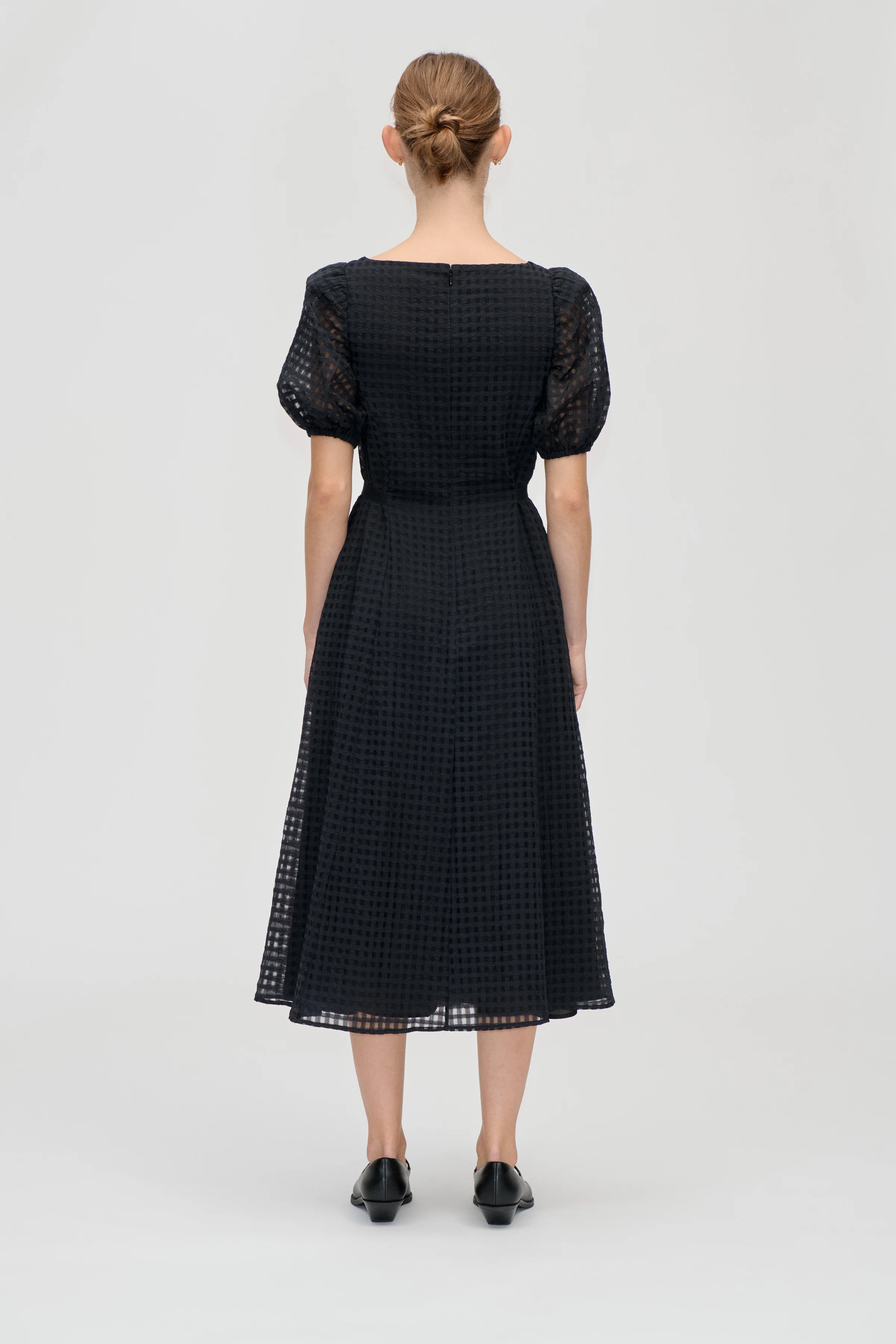 Adjustable Waist Voluminous Midi Dress - Checkered Organza - Image 3