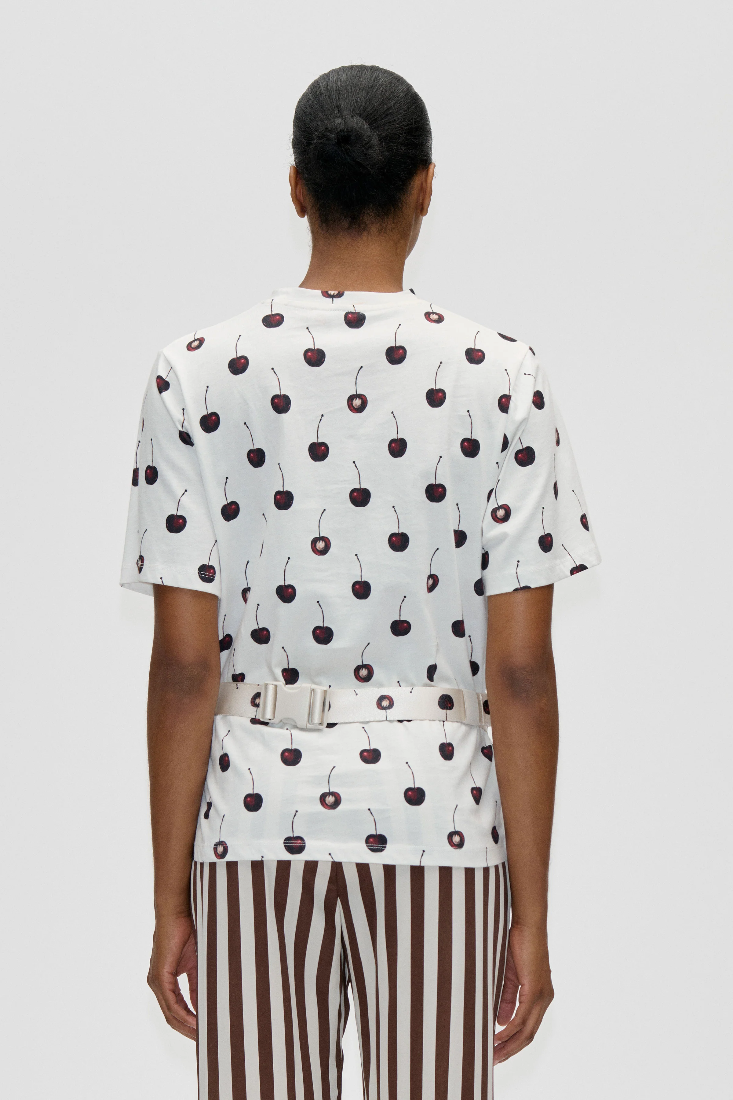 Short Sleeve T-Shirt - Cherry - Image 2