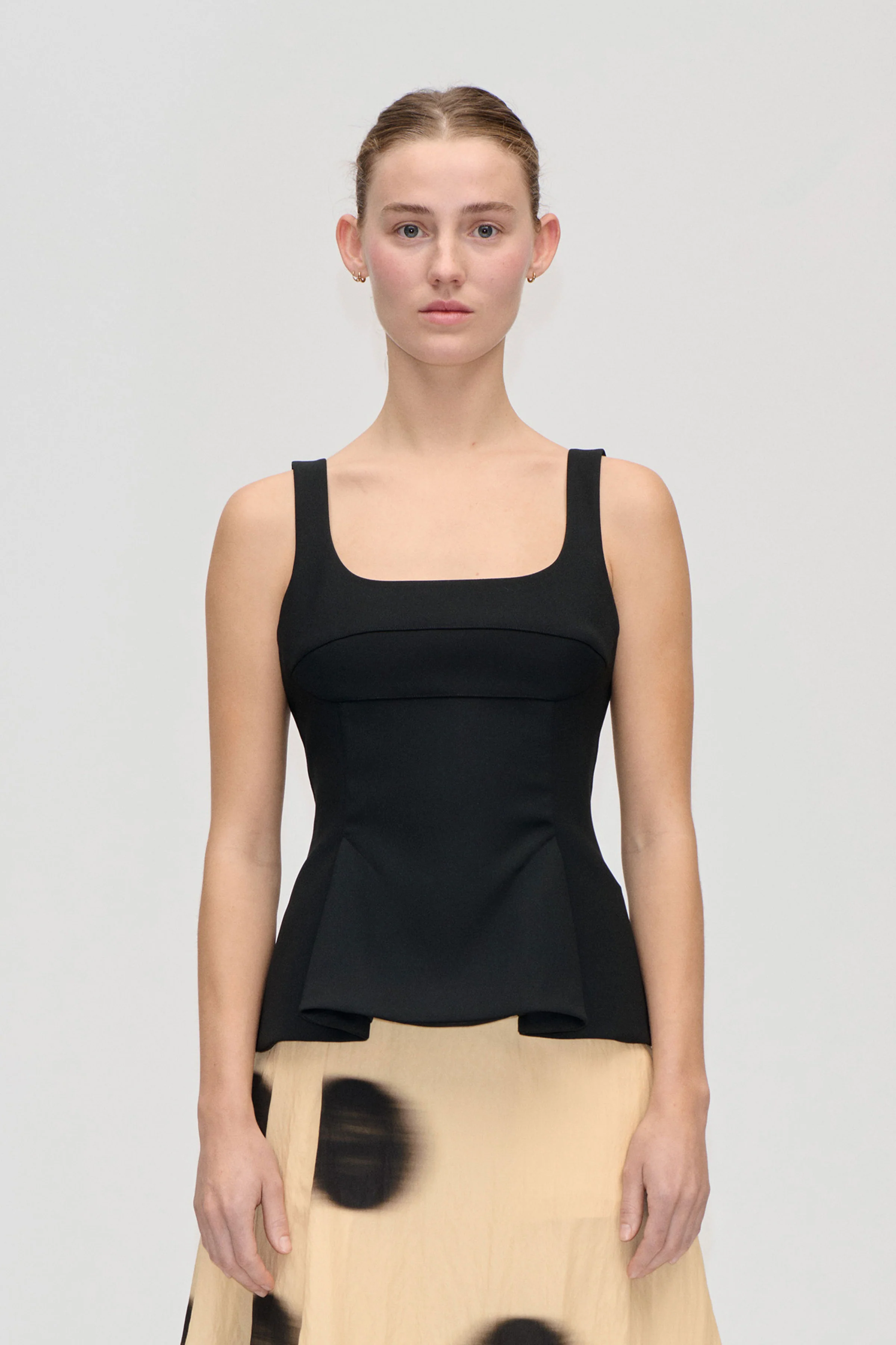 Sleeveless Fitted Waist Top - Black
